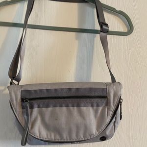 Lululemon Festival Bag 5L